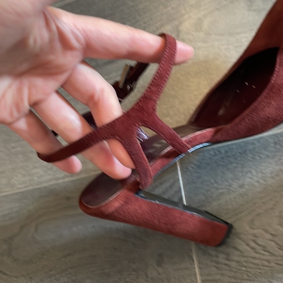 Prada Burgundy suede pumps (Sz 36) - Picture 14 of 15